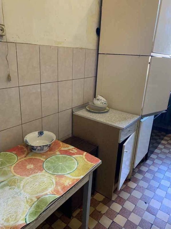 Сдается комната , уютная очень тплая .