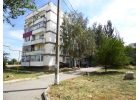 3-х ком.кв-ра в Крыму Красногвардейский район с. Янтарное , общ.пл. 70 м.кв. , 45 , под ремонт