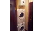 Продам 4-комнатную квартиру в хорошем районе.